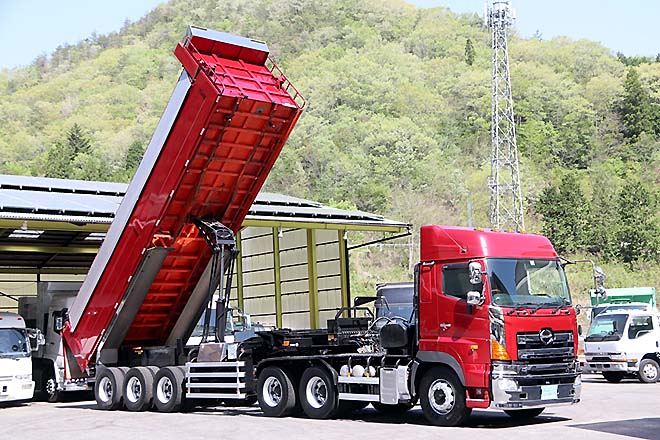 日野 中古大型トラック2