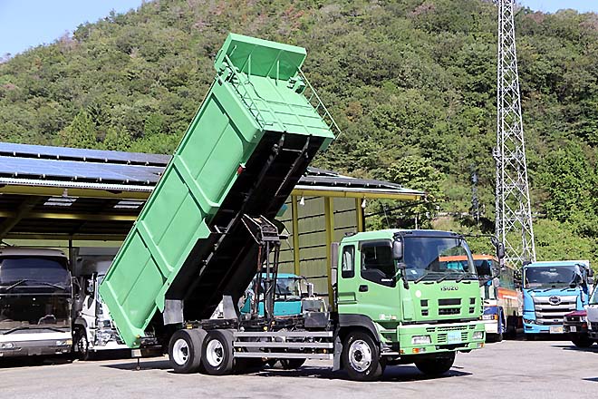 いすゞ 中古大型トラック2