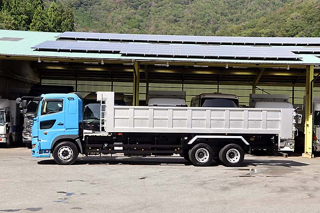 日野 中古大型トラック2