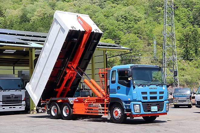 いすゞ 中古大型トラック2