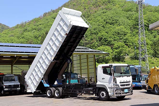 三菱 中古大型トラック2