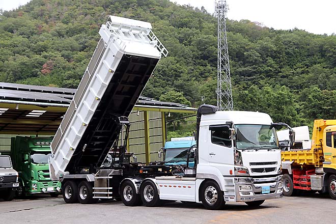 三菱 中古大型トラック2