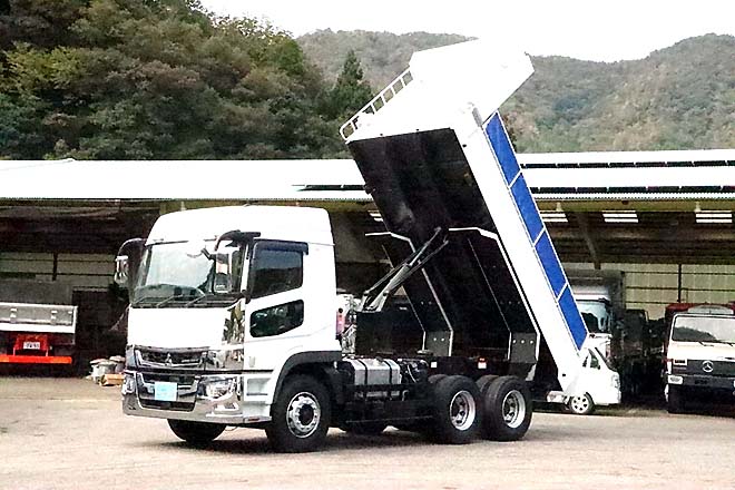 三菱 中古大型トラック2