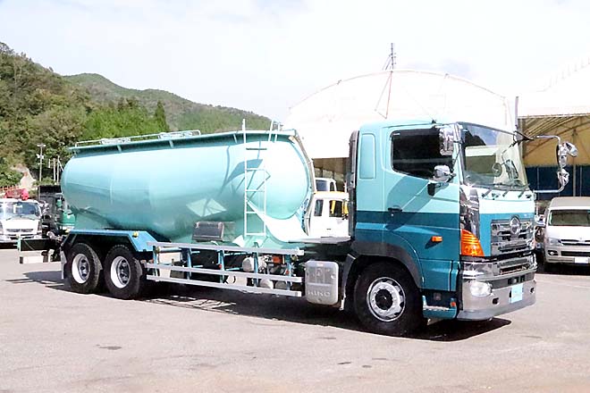 日野 中古大型トラック2