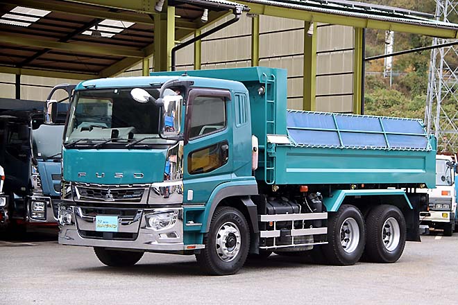 三菱 中古大型トラック