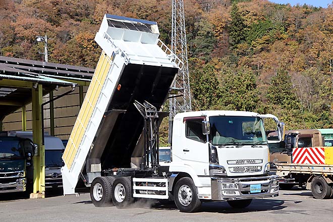 三菱 中古大型トラック2