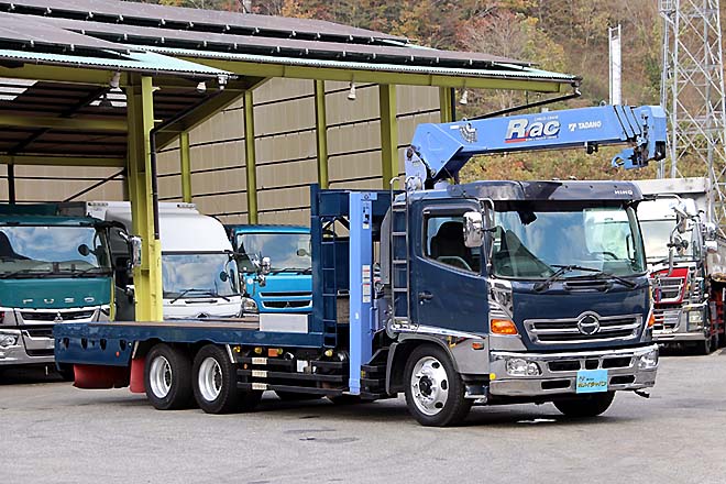 日野 中古大型トラック2