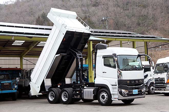 三菱 中古大型トラック2