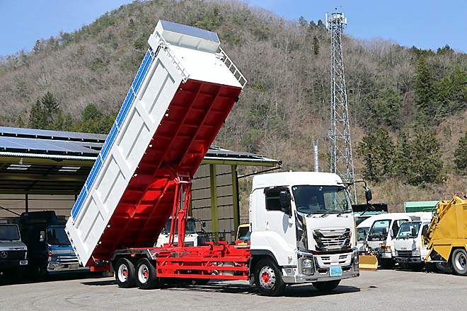 いすゞ 中古大型トラック2