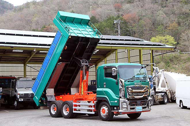 いすゞ 中古大型トラック2