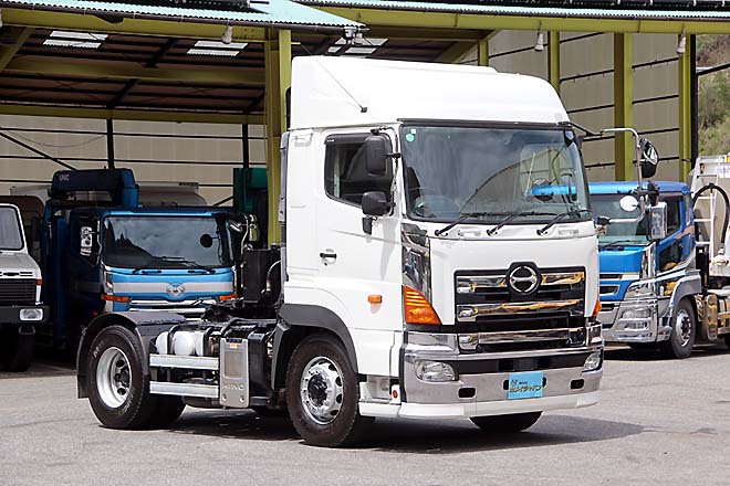 日野 中古大型トラック2