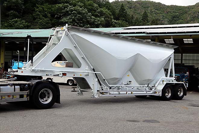 トレクス 中古大型トラック1