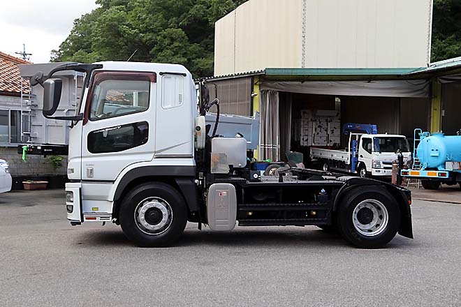 三菱 中古大型トラック2