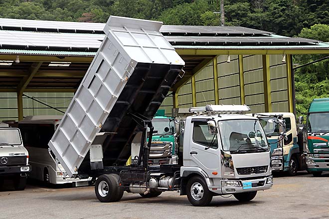 三菱 中古大型トラック2