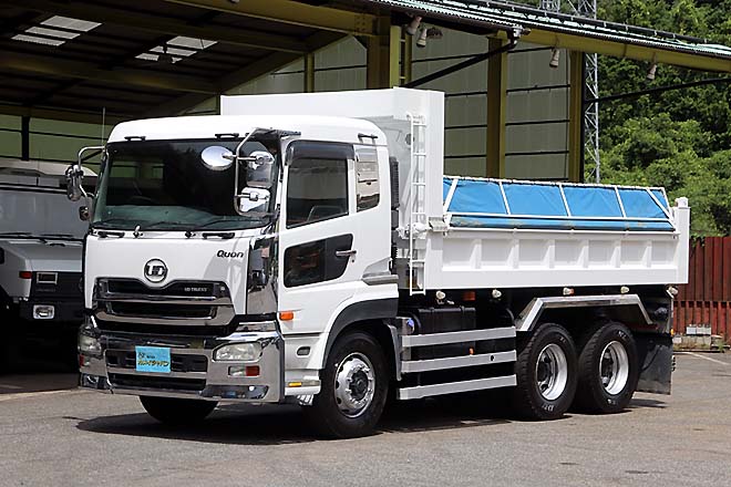 UDトラックス 中古大型トラック