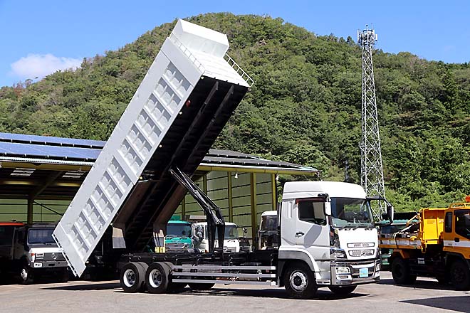 三菱 中古大型トラック2